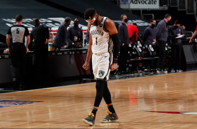 凱里·歐文|看著都痛，歐文傷退！阿杜這是什么神仙命中率？拉文空砍41分