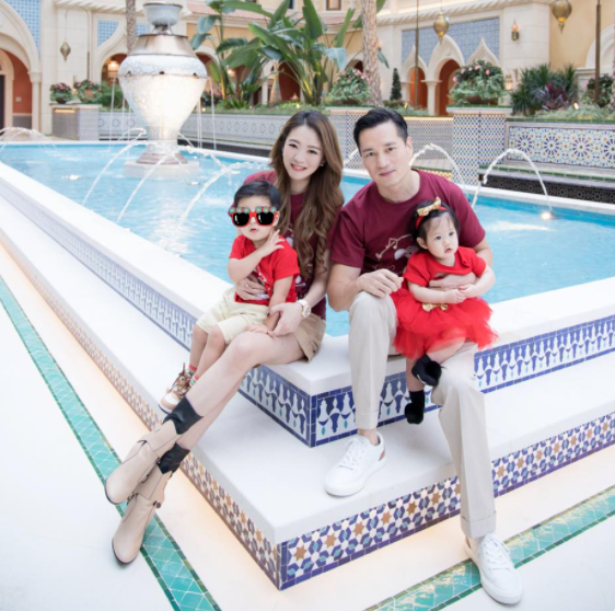 安以轩|安以轩一年到头过节 丈夫豪礼送到吐 女儿生日收价值过亿“石头”