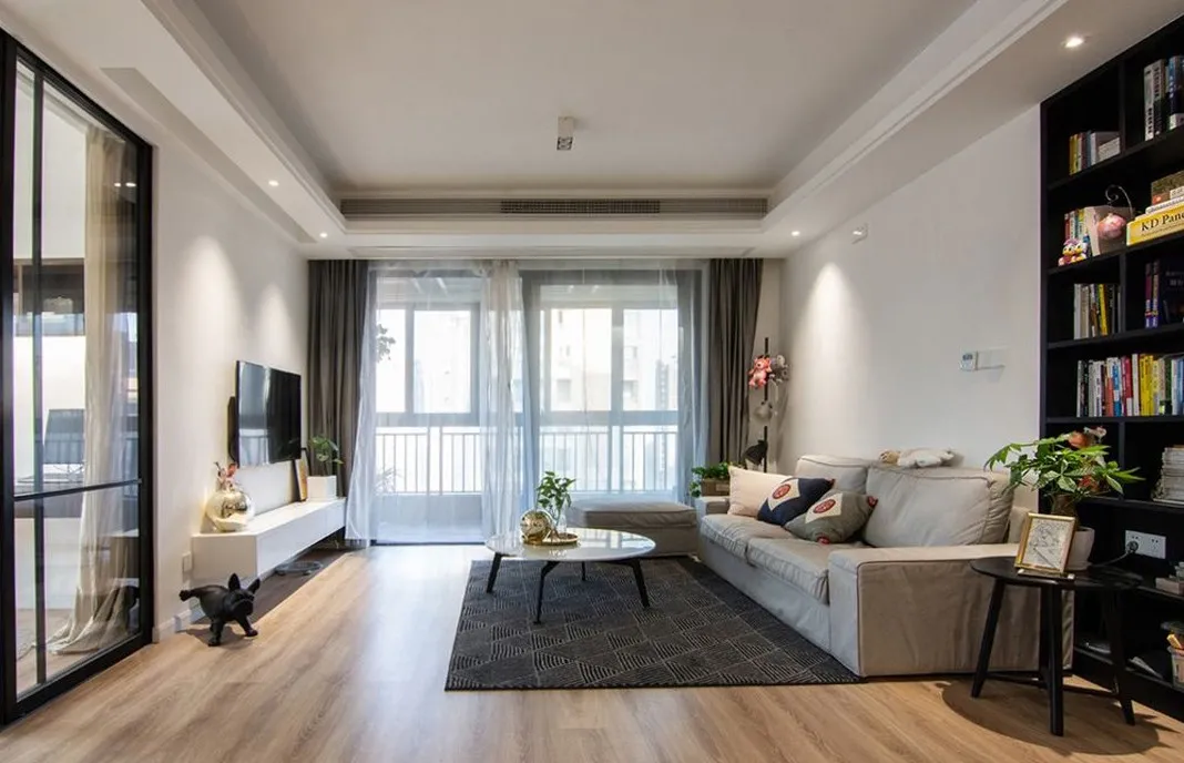 128㎡三室大白墙，也耐看舒适