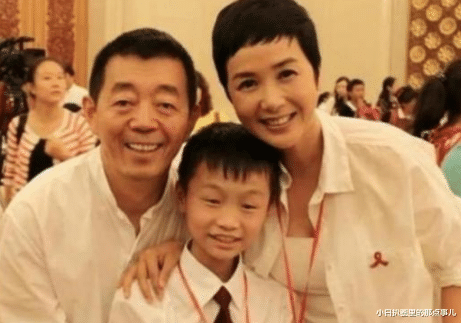 蒋雯丽|蒋雯丽费尽苦心捧外甥女,却从来不提儿子,看了儿子照片,恍然大悟