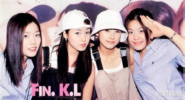 玉珠贤|玉珠贤身高173CM，腿长无奈展现多样“礼仪腿”！