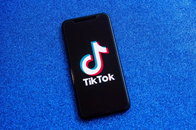 tiktok|Tiktok力压各大巨头，成为全球访问量最高应用，网友：算法确实牛