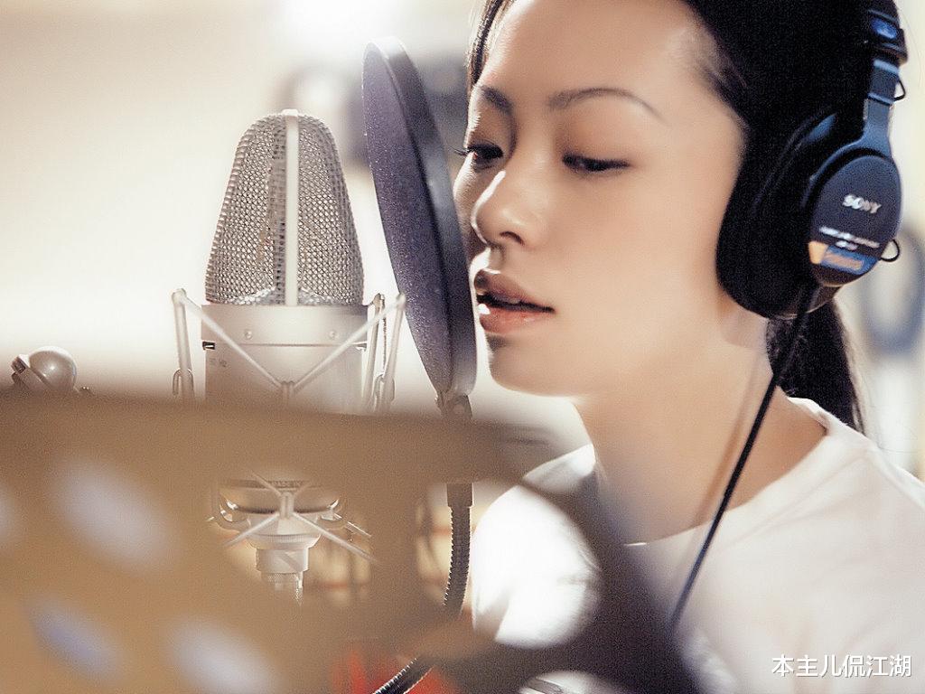 何洁|8位《超级女声》选手现状，何洁2婚，张靓颖离婚，黄雅莉嫁初恋