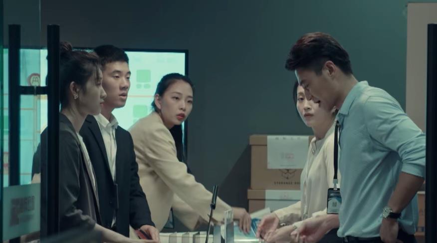 陈坤|才播2集，收视破0.8，口碑爆棚，浙江、北京两大卫视拿到了黑马剧