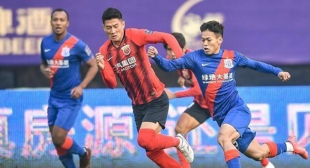 嘟小薯 5比1!上海海港大胜申花,奥斯卡4助攻+被掌掴+红牌!
