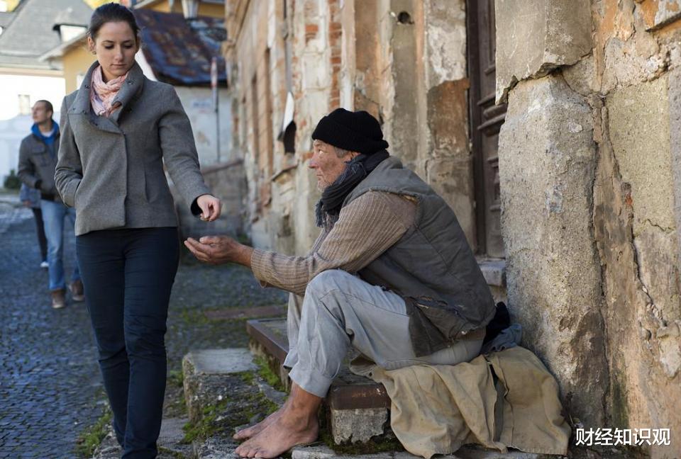 银行 在国内有多少存款才算是“富人”？银行数据给出“答案”