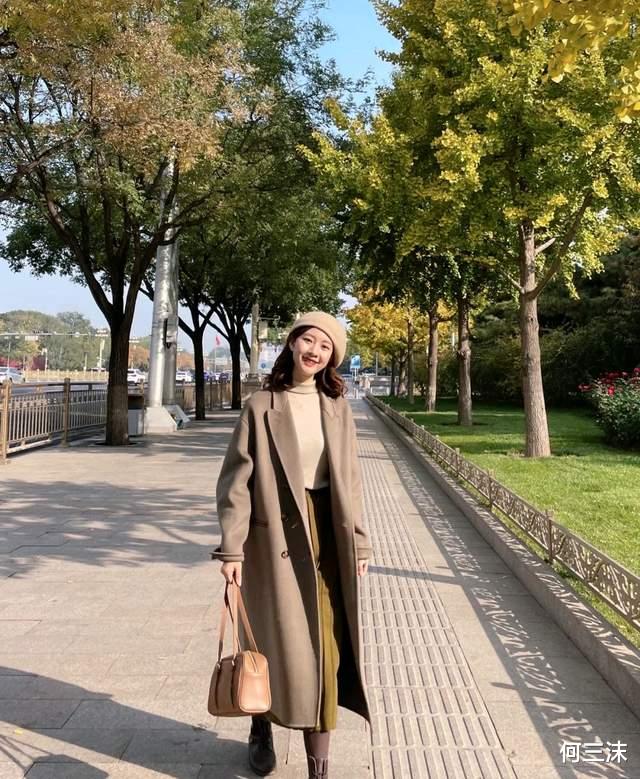 何三沫 不想成为别人眼中的“大妈”,穿对了很关键,可以试试裙装穿搭