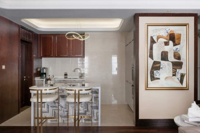 168平轻奢风三居室,让艺术在空间中发酵