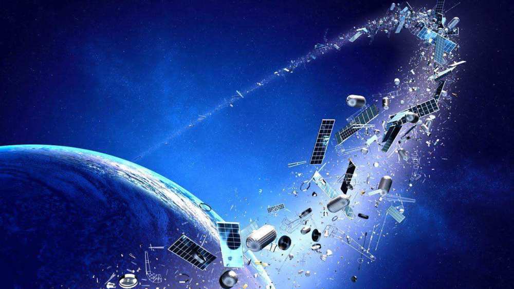 卫星失联四十多年，却突然向地球发送神秘信号，难道被操控了？
