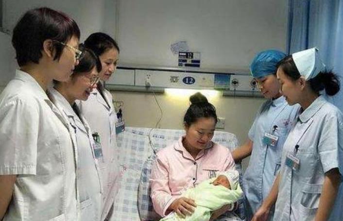 爱世羽记 “接生了一天怎么几乎是男孩？”护士随口一句话，父母却开始犯愁