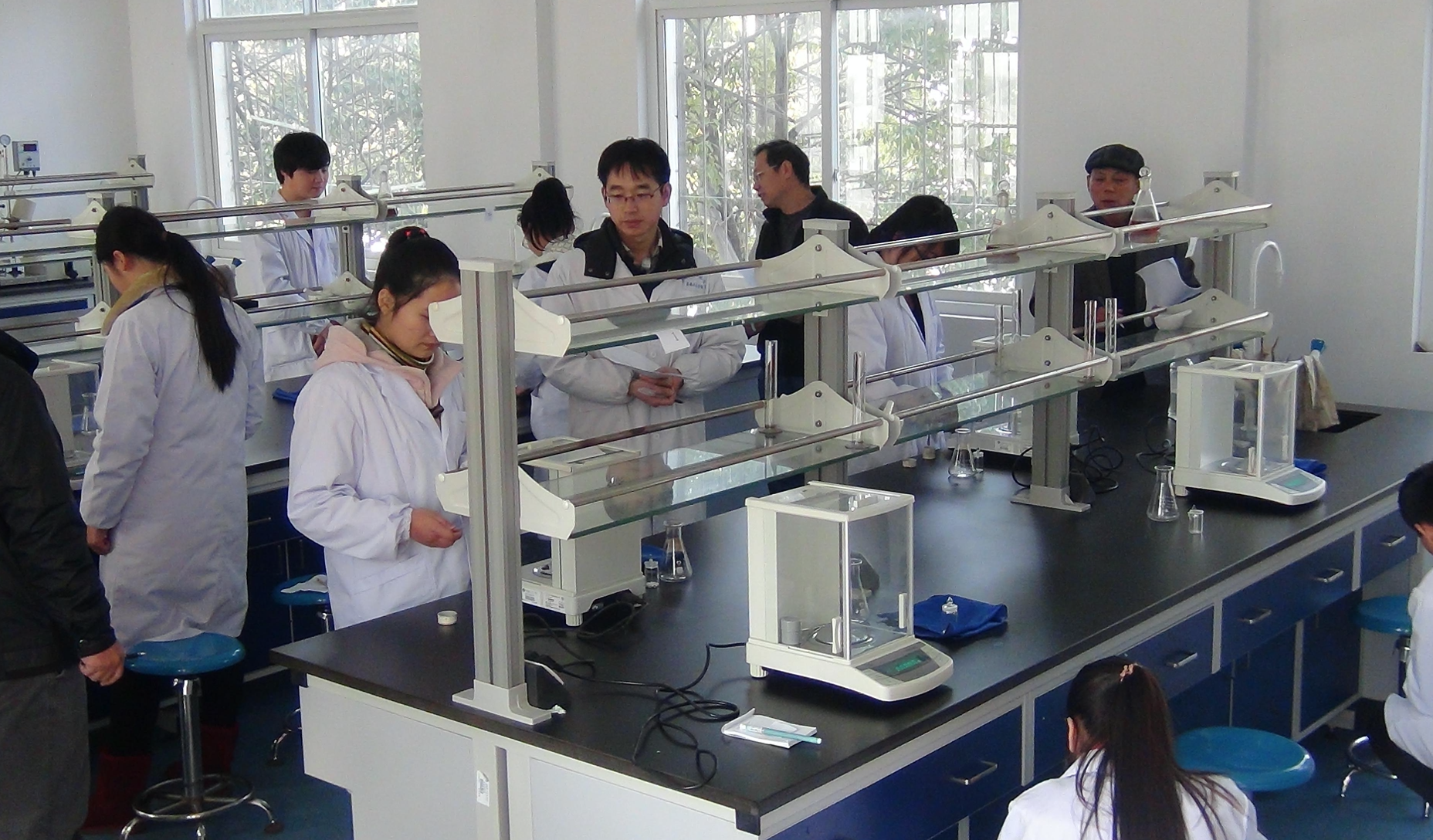 高校|2021高考:二本女生适合的6类大学专业,工作稳定,发展潜力也很大