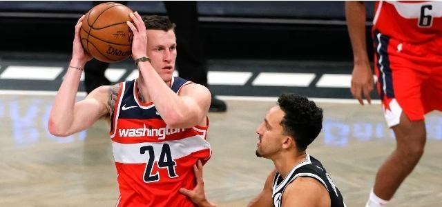 哈尼哈 火箭下属球队公布新赛季大名单，侧翼兰姆回归，五小阵容或再现