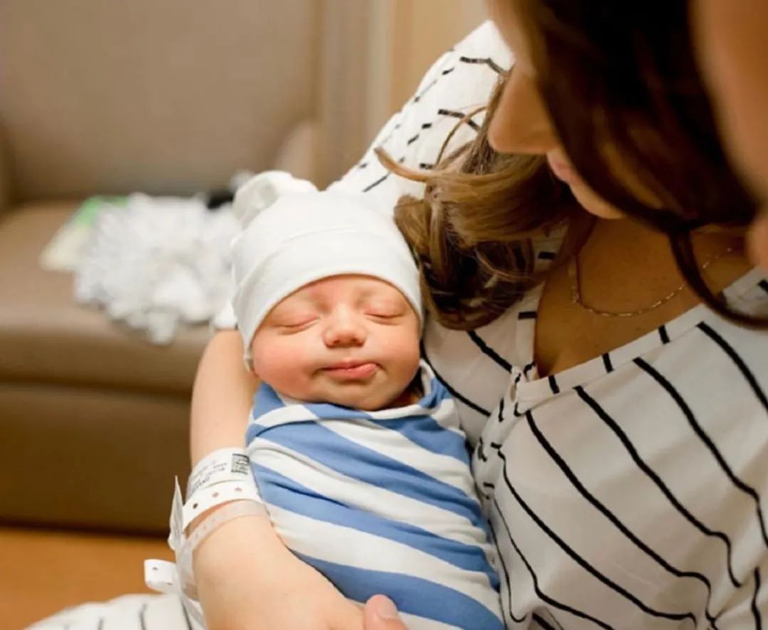 C妈学堂|坐月子不能吹空调?月子期间的那些陋习,你别再傻傻坚持了快扔掉