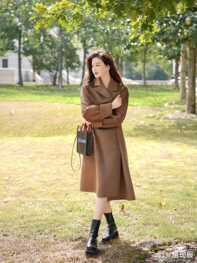 鱼司辰 秋冬外套怎么选?穿这7件外套就够了!让你提升气质又洋气十足