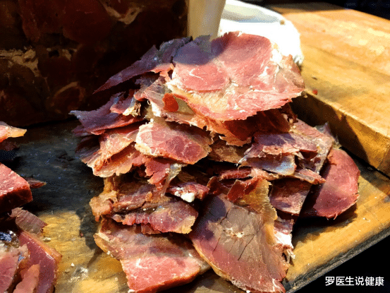 蔬菜|40岁全职太太脑梗入院，血管堵的“水泄不通”，医生：常吃1种粗粮等于在喝油