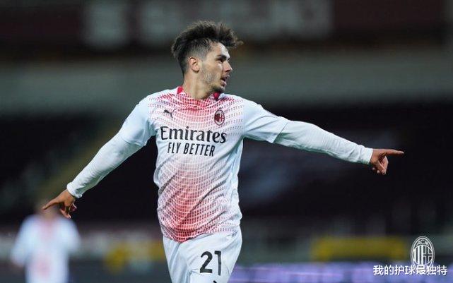 AC米兰|伟大的7-0！AC米兰疯狂吊打对手，神锋12分钟戴帽，缔造70年纪录