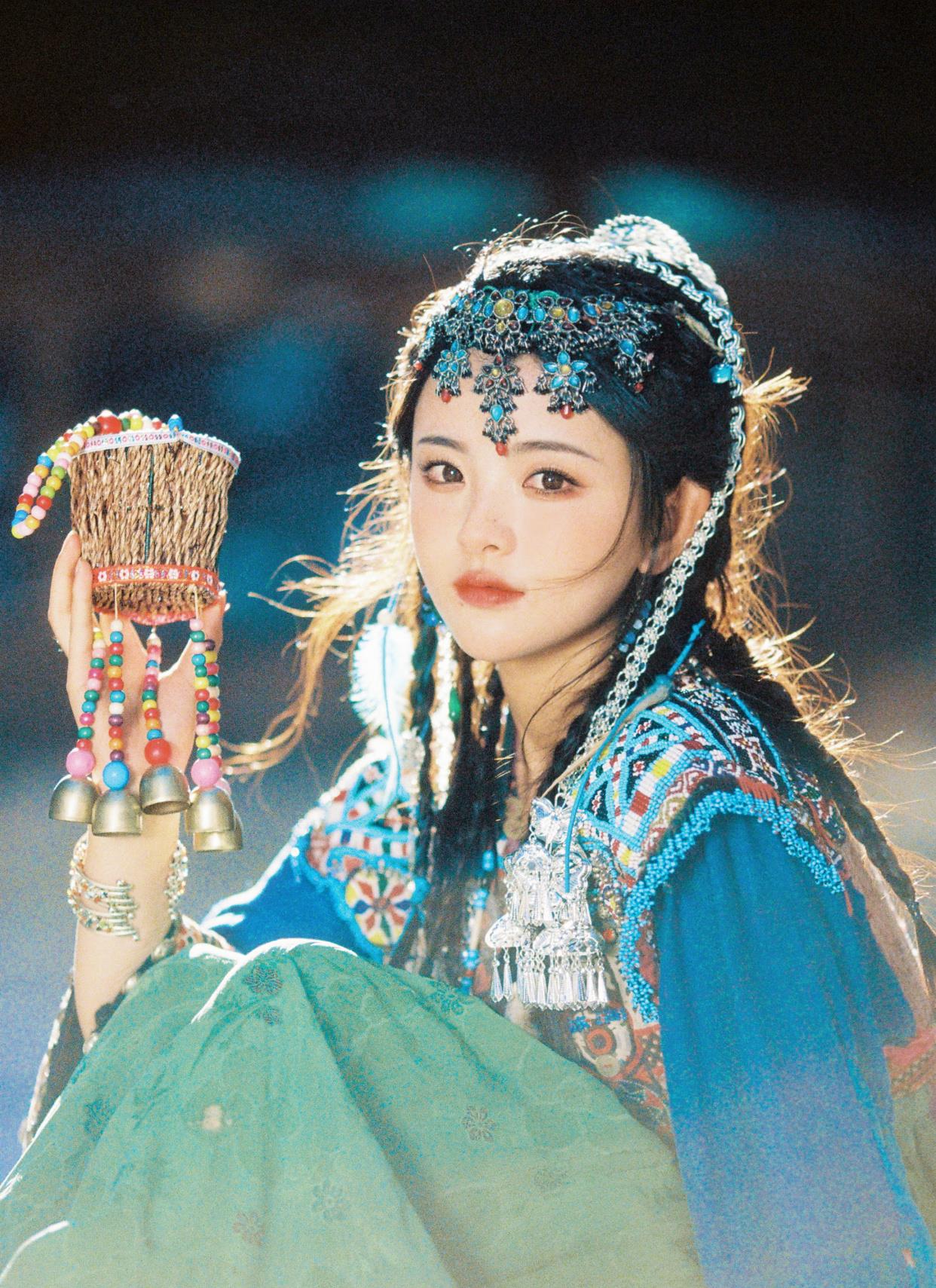 章子怡|杨超越民族风造型，真的美到了路人心坎里的那种惊艳