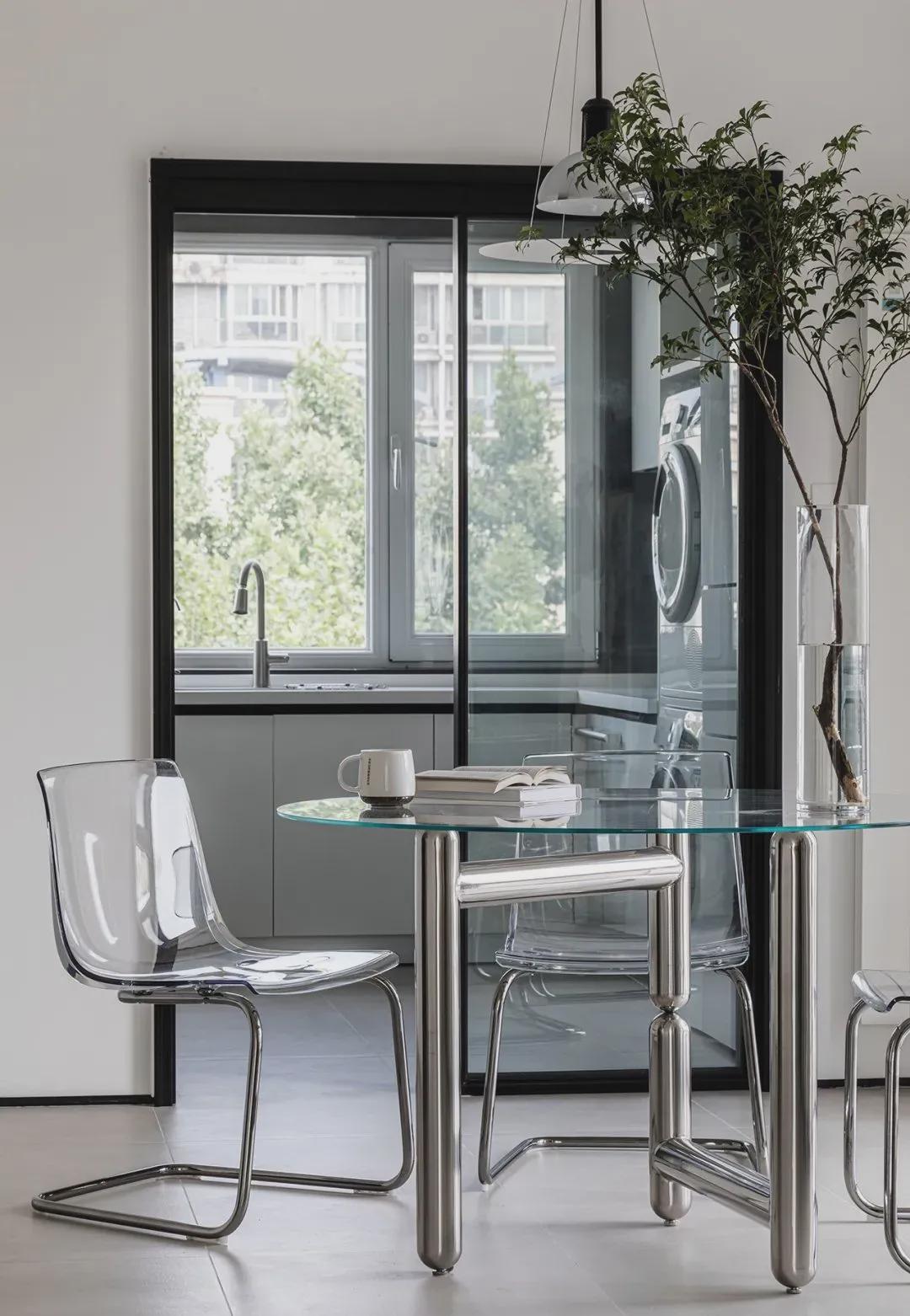 81㎡现代两居,简洁而又温柔隽永的家!