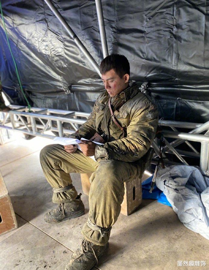 欧豪|?《长津湖》破33亿，欧豪发文三个不相信致敬杨根思，网友：泪目