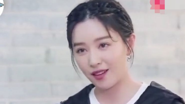 |飒姐阚清子：跟随母亲再嫁，和继父关系超越亲生父亲