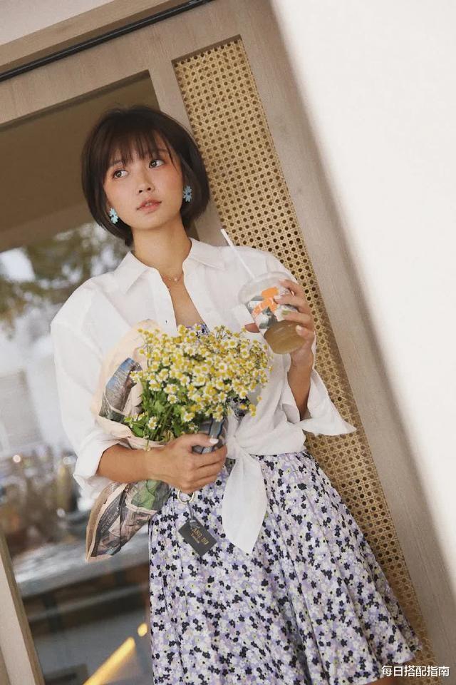 每日搭配指南|女人过了40岁，建议少穿这“2种”衣服，显老没气质不说还廉价