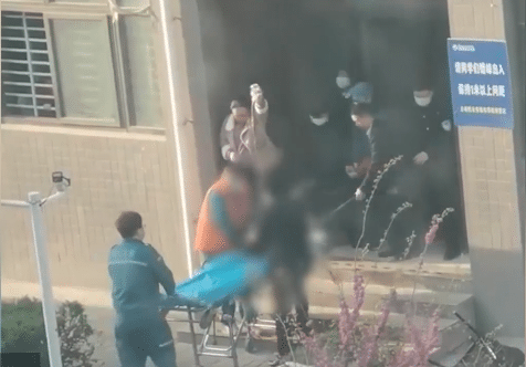 亚洲播报一姐 抑郁症再生祸端？河南一学生在公寓身亡，学校和知情人透露细节