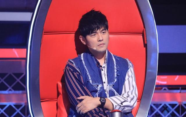 周杰伦|鹅厂音乐盛典第一批歌手官宣，出道一年，单依纯就跟周杰伦同台