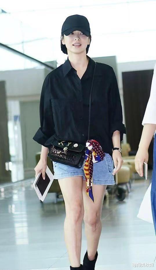 时尚美妆妞 宋慧乔无滤镜下暴露身高,穿衬衫配牛仔短裤,小短腿不像161CM