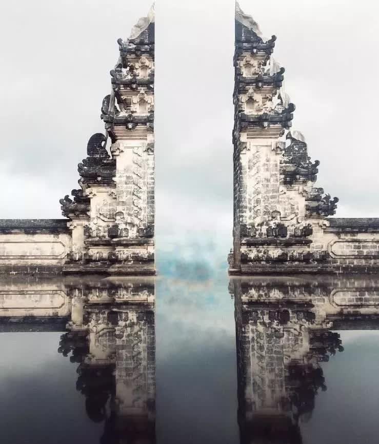 網(wǎng)紅景點 五一節(jié)后盤點哪些傳說中的網(wǎng)紅景點，畫面有多美，坑就有多深……