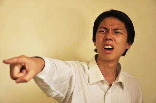 王朔|2004年，冯小刚拍《天下无贼》三番五次送审不过，王朔：“让女贼怀孕”