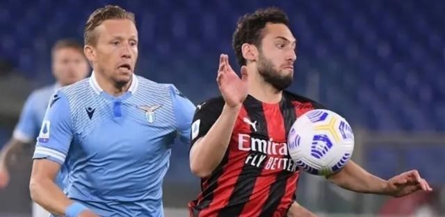 巴塞罗那|巴萨找到维纳尔杜姆替身，2大名将成备选，AC米兰送上大礼？