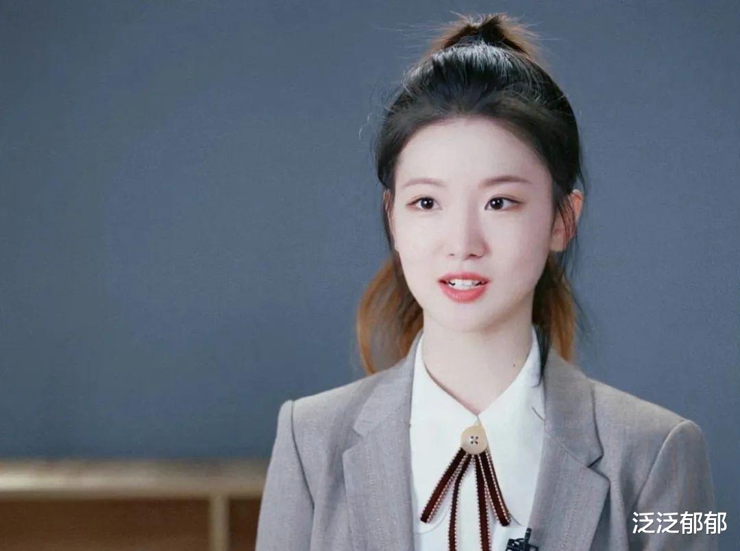 虞书欣|董明珠的接班人被嘲土、胖、丑,23岁的孟羽童为何跌落神坛?