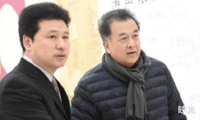 黄宏|春晚“钉子户”黄宏：八一制片厂厂长，少将军衔，晚年却被免职？