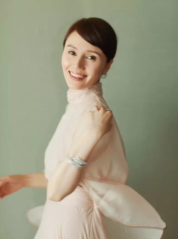 袁泉|根本不想红的袁泉，却因演技和高级感红的一塌糊涂