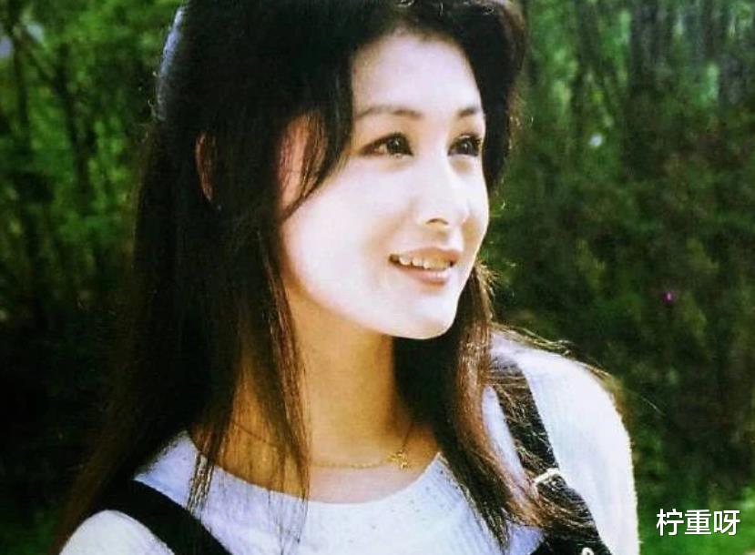 柠重呀|于月仙离世后，辽宁民间艺术团发讣告悼念，全体演职人员泪如雨下