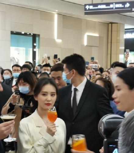 生图|女明星生图：徐璐颜值降低，热巴景甜抗打，而毛晓彤出人意料！