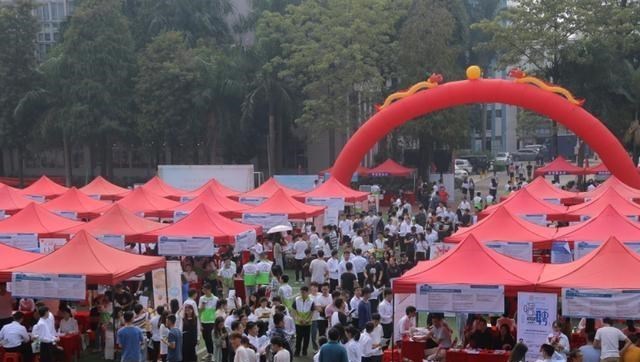 招聘|校招也有“潜规则”，每年都有学生“落入陷阱”，千万不要太单纯