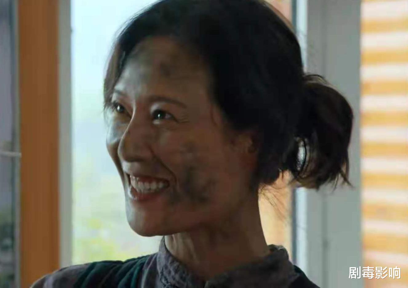 靳東新劇裡的“第一戲精”，與郭麒麟演母子走紅，38歲越來越火-圖2