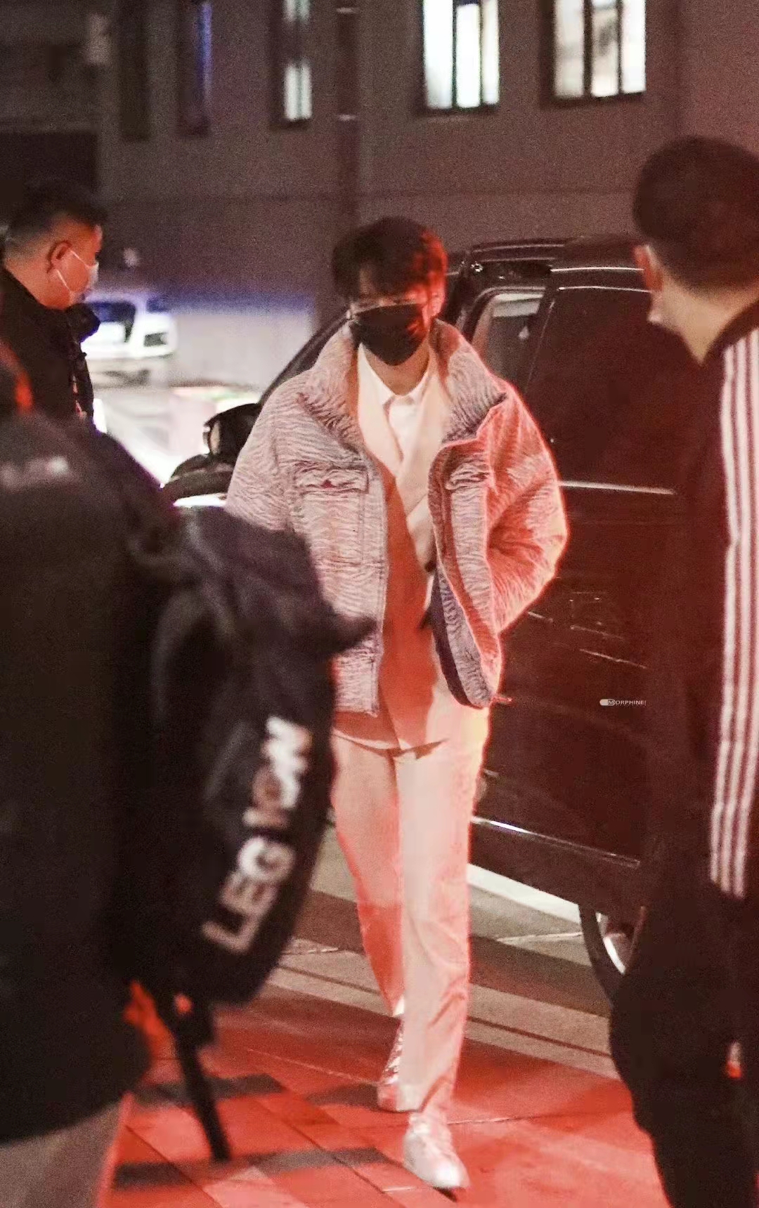 张予曦|众星录制文联春晚：周深冻到缩一团，“乔家儿女”合体疑同台表演