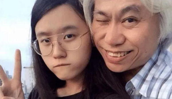 林靖恩|相差40岁“爷孙恋”!7年过去了,当年17岁少女过得怎么样?