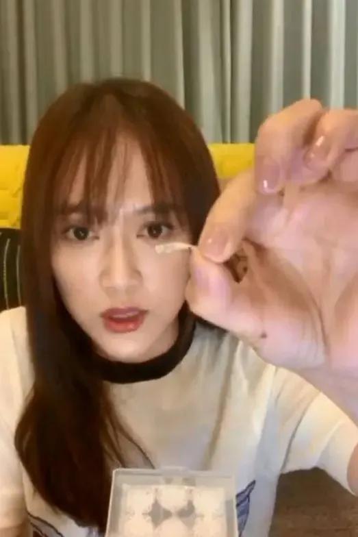 周杰伦|12位有“特殊怪癖”的明星：周杰伦不穿内裤、罗志祥蹲着小便