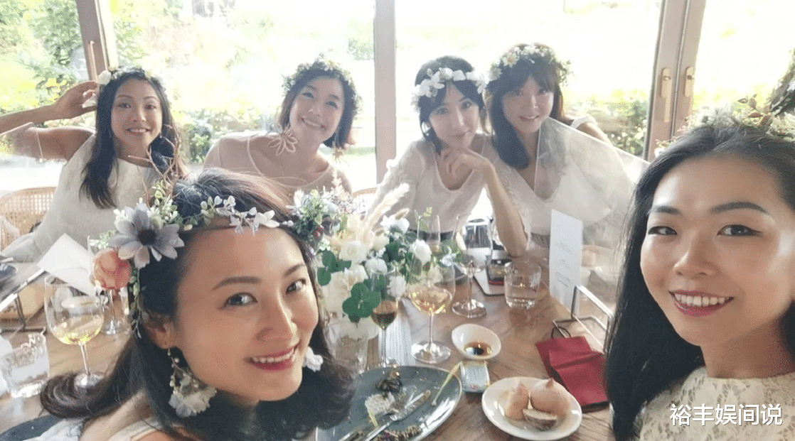 吴佩慈|吴佩慈获一众闺蜜庆祝43岁生日，21个人生50个孩子，现场辣妈云集