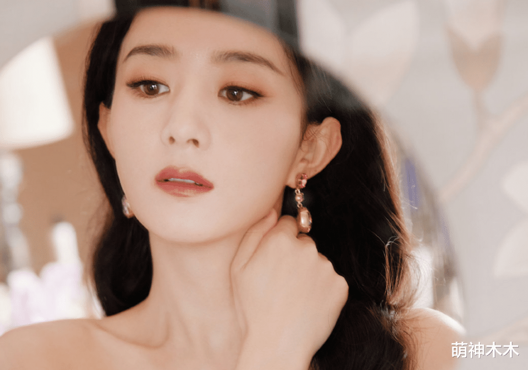 怒火重案|85花未修图来了：37岁唐嫣状态抗打，34岁刘诗诗胜在气质