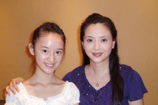 陶慧敏|曾是江南第1美人，为逝世丈夫守寡十年，如今女儿颜值更胜三分