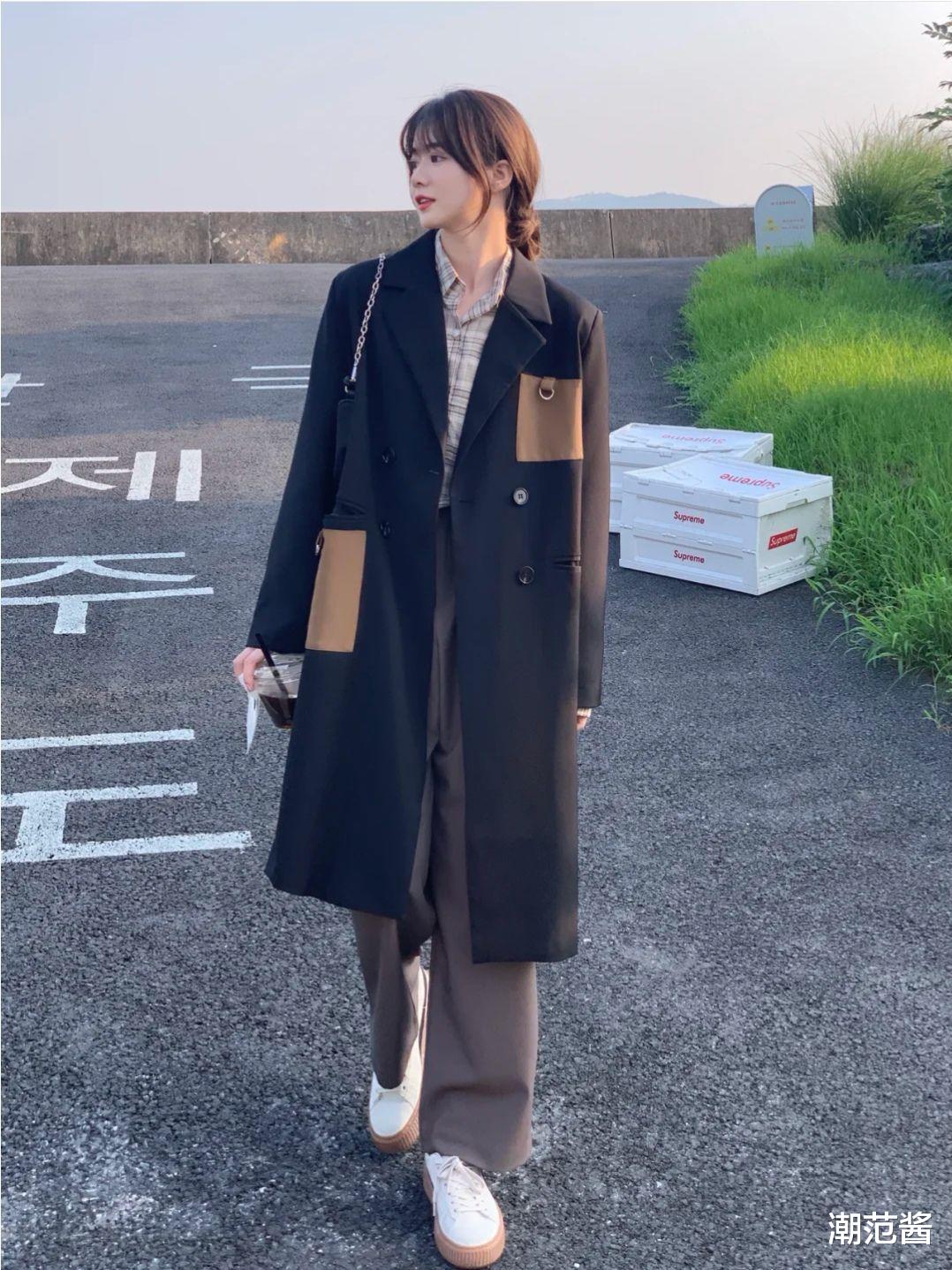潮范酱 秋季OOTD个性塑造，迎寒而上叠穿层次不能少，保持少女青春气息