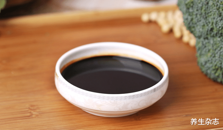 香蕉|黄豆酱是甲状腺结节“诱发剂”？医生提醒：甲功受损，厨房3种调料碰不得