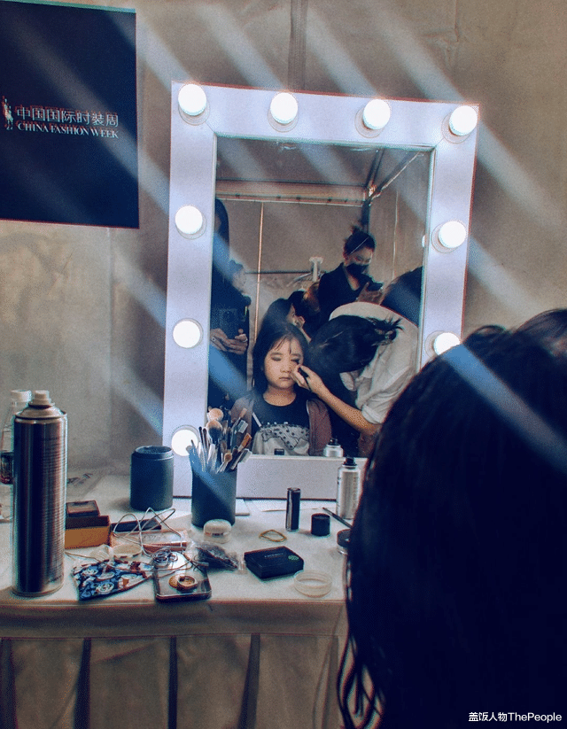 贾云馨|长相浪费基因?这些星二代,明明跟父母共用一张脸