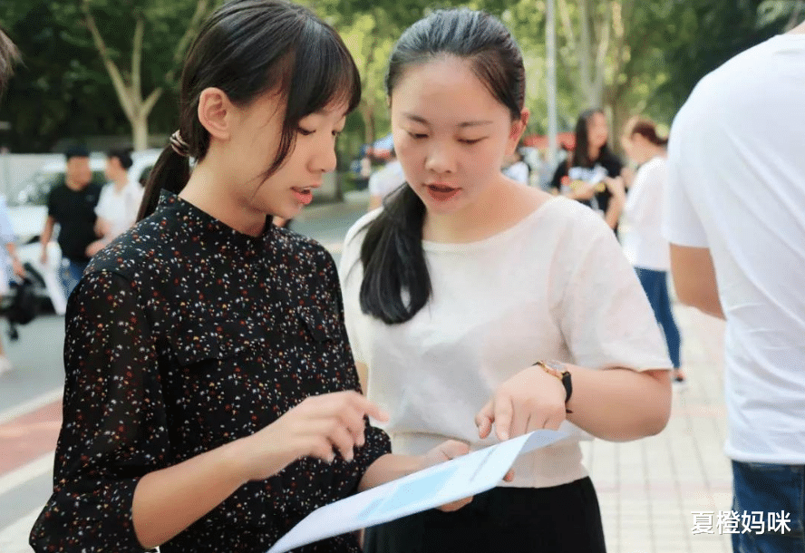 夏橙妈咪|山东4.8万考生无缘本科，“滑档”原因令人唏嘘，高三学生要注意