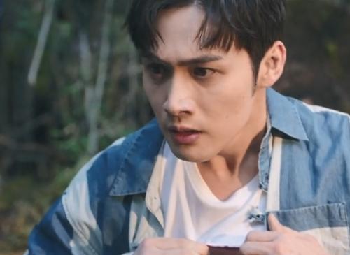 司藤|为何秦放的血能复活司藤？第一集就有提示，导演伏笔埋得深