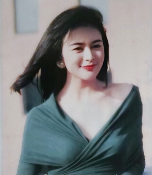 谢娜|“一代尤物”关之琳的前尘往事，我们都错怪她了